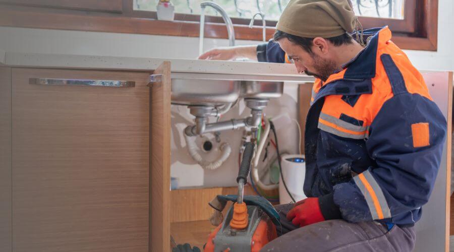 Professional expert plumbing services in Roseville, IL
